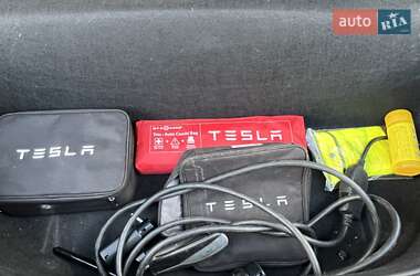 Внедорожник / Кроссовер Tesla Model X 2018 в 