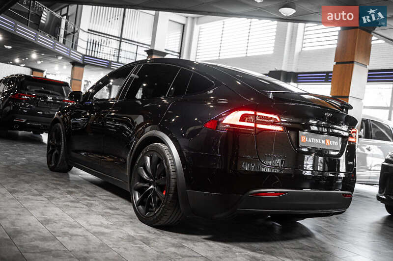 Внедорожник / Кроссовер Tesla Model X 2018 в Одессе фото 15 Внедорожник / Кроссовер Tesla Model X 2018 в Одессе
