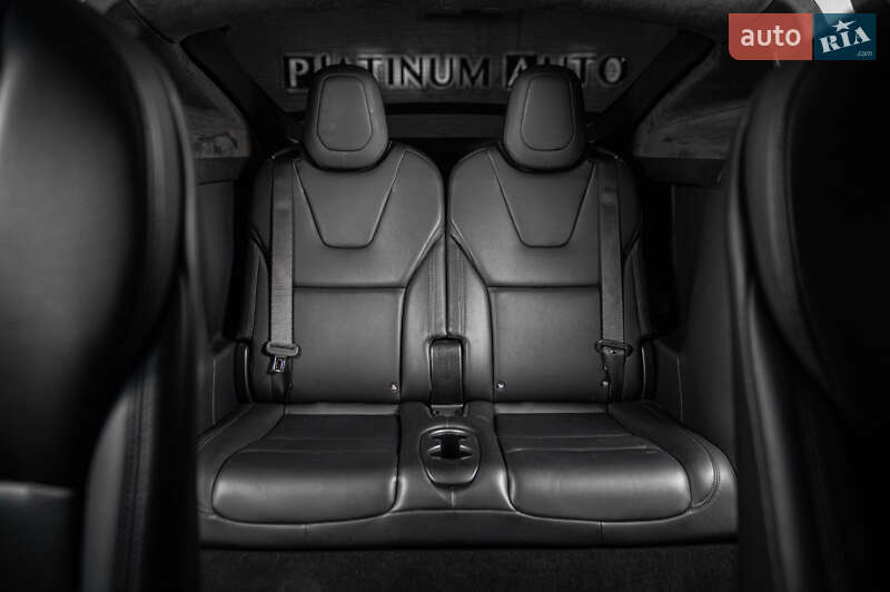 Внедорожник / Кроссовер Tesla Model X 2018 в Одессе фото 58 Внедорожник / Кроссовер Tesla Model X 2018 в Одессе