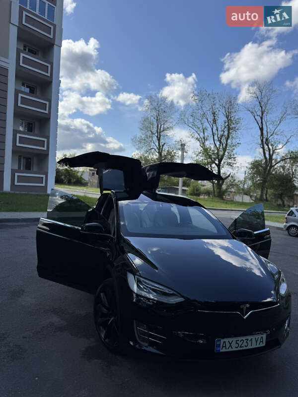 Позашляховик / Кросовер Tesla Model X 2020 в Харкові фото 18 Позашляховик / Кросовер Tesla Model X 2020 в Харкові