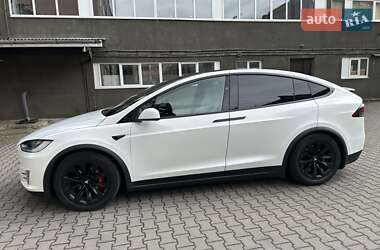 Внедорожник / Кроссовер Tesla Model X 2017 в 