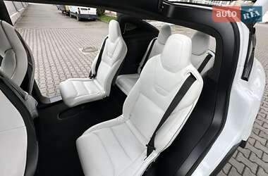 Внедорожник / Кроссовер Tesla Model X 2017 в 