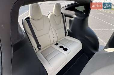 Позашляховик / Кросовер Tesla Model X 2022 в 
