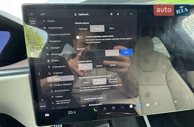 Позашляховик / Кросовер Tesla Model X 2022 в 
