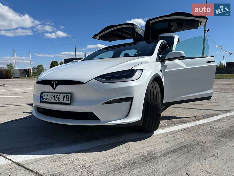 Позашляховик / Кросовер Tesla Model X 2022 в 