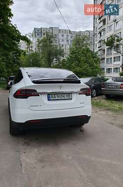 Внедорожник / Кроссовер Tesla Model X 2016 в 