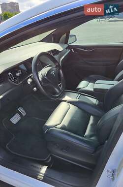 Внедорожник / Кроссовер Tesla Model X 2018 в 
