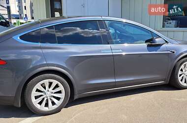 Внедорожник / Кроссовер Tesla Model X 2018 в 