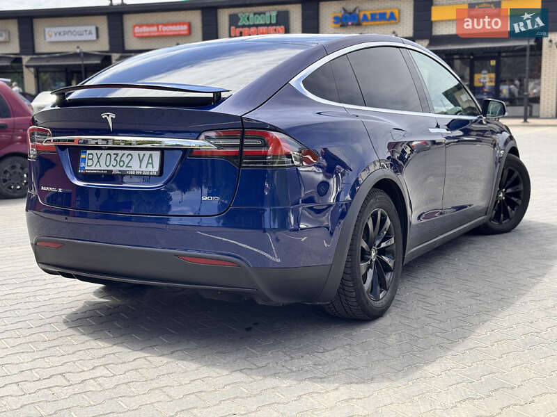 Позашляховик / Кросовер Tesla Model X 2016 в Хмельницькому