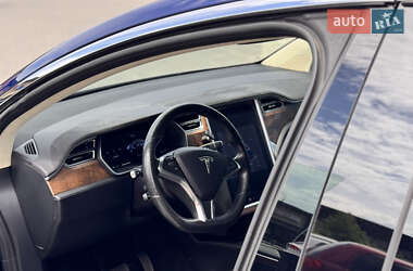 Внедорожник / Кроссовер Tesla Model X 2016 в 