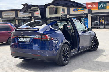 Внедорожник / Кроссовер Tesla Model X 2016 в 