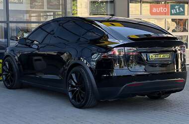 Внедорожник / Кроссовер Tesla Model X 2016 в 