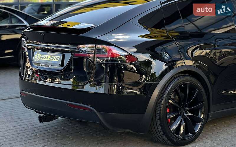 Внедорожник / Кроссовер Tesla Model X 2016 в Ивано-Франковске