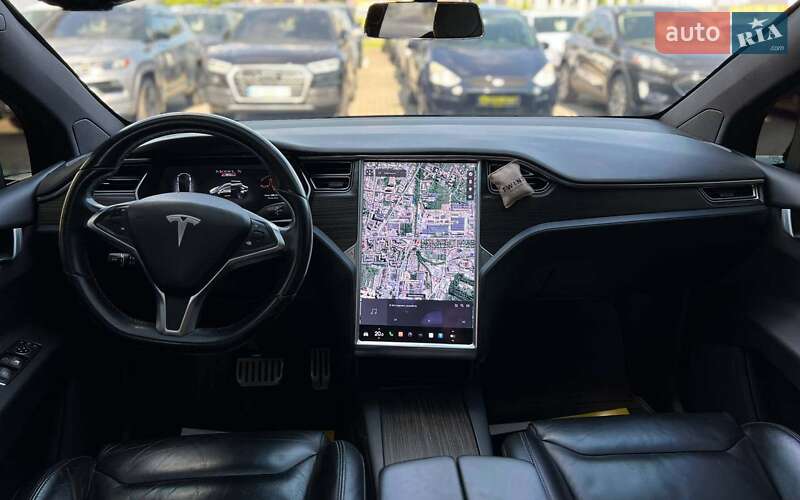 Внедорожник / Кроссовер Tesla Model X 2016 в Ивано-Франковске