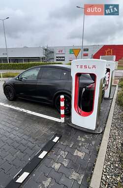 Позашляховик / Кросовер Tesla Model X 2019 в Львові