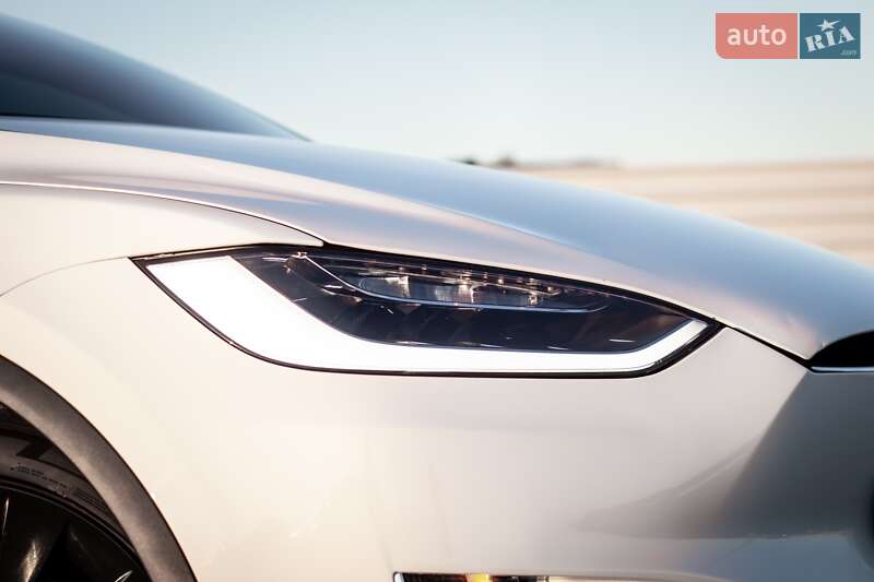 Внедорожник / Кроссовер Tesla Model X 2016 в Львове