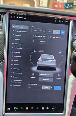 Позашляховик / Кросовер Tesla Model X 2017 в 