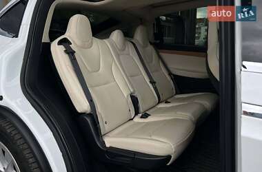 Внедорожник / Кроссовер Tesla Model X 2018 в 