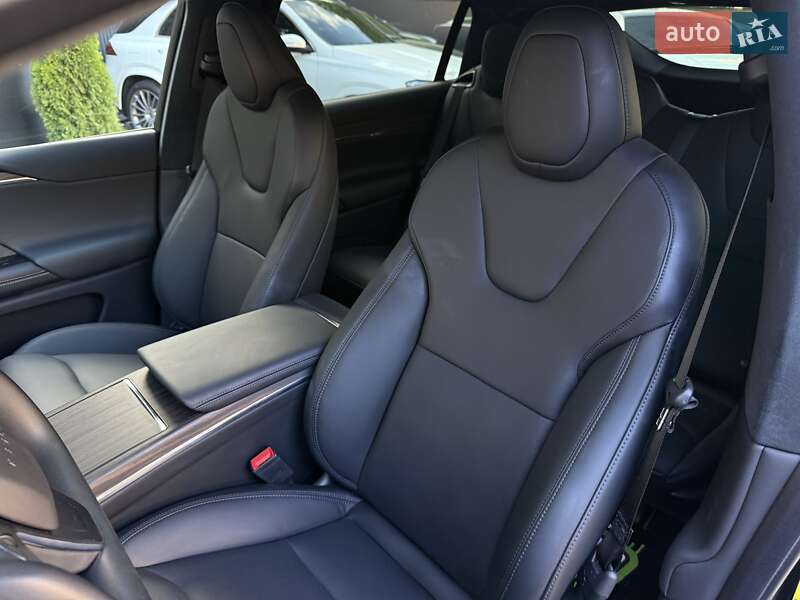 Внедорожник / Кроссовер Tesla Model X 2023 в Киеве