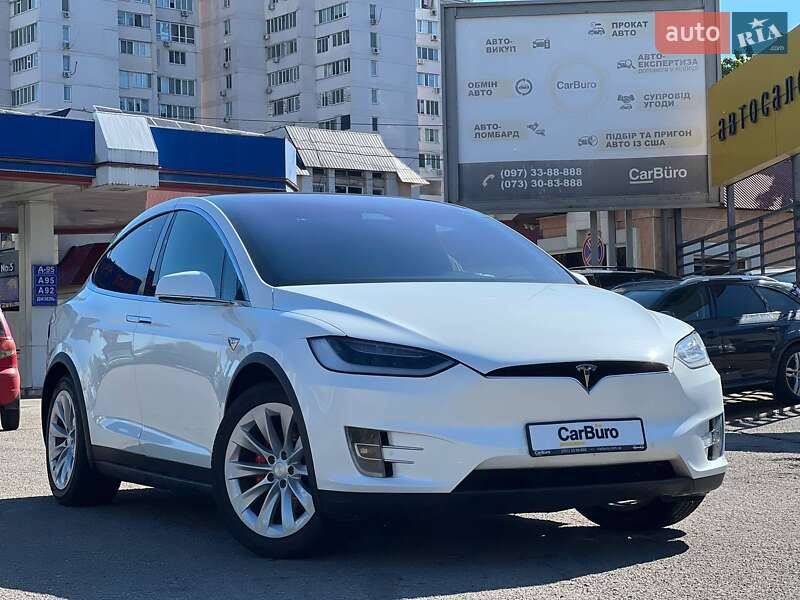 Внедорожник / Кроссовер Tesla Model X 2019 в 