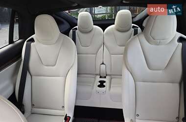 Позашляховик / Кросовер Tesla Model X 2022 в 