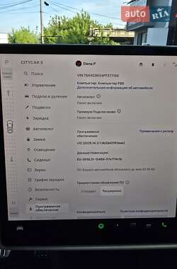 Позашляховик / Кросовер Tesla Model X 2022 в 