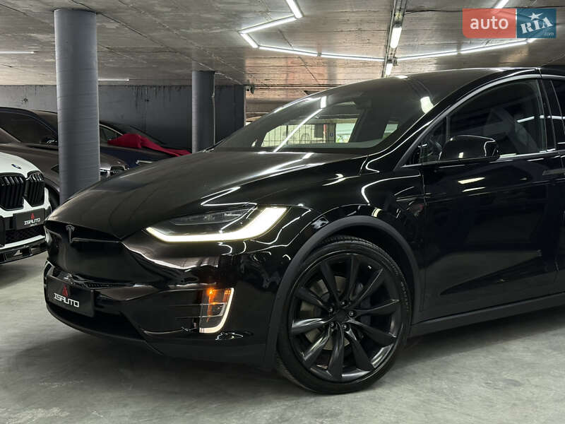 Внедорожник / Кроссовер Tesla Model X 2017 в Одессе
