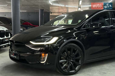 Внедорожник / Кроссовер Tesla Model X 2017 в 