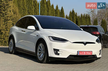 Внедорожник / Кроссовер Tesla Model X 2018 в 