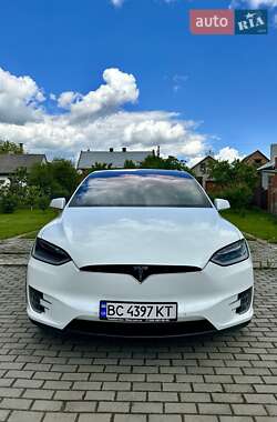 Tesla Model X 2016
