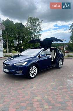 Внедорожник / Кроссовер Tesla Model X 2018 в 