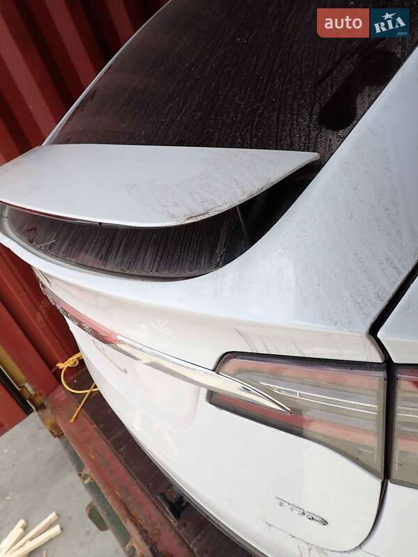 Позашляховик / Кросовер Tesla Model X 2020 в Києві фото 21 Позашляховик / Кросовер Tesla Model X 2020 в Києві