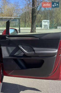 Позашляховик / Кросовер Tesla Model X 2022 в 