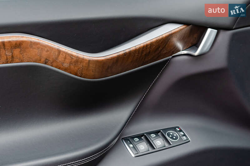 Внедорожник / Кроссовер Tesla Model X 2019 в Киеве фото 37 Внедорожник / Кроссовер Tesla Model X 2019 в Киеве