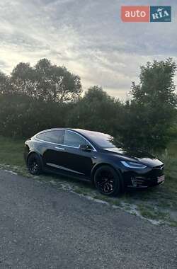 Внедорожник / Кроссовер Tesla Model X 2017 в 