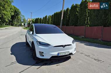 Внедорожник / Кроссовер Tesla Model X 2016 в 