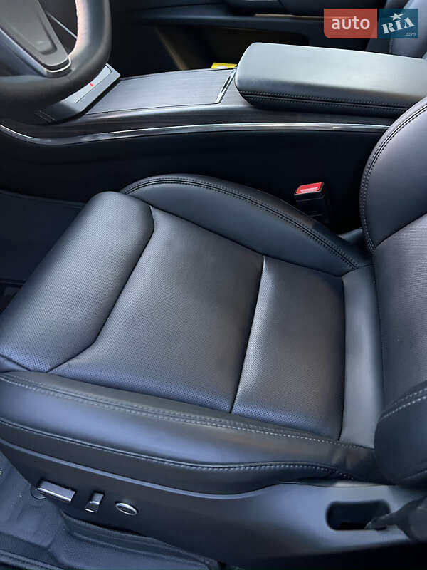 Внедорожник / Кроссовер Tesla Model X 2023 в Тернополе фото 11 Внедорожник / Кроссовер Tesla Model X 2023 в Тернополе