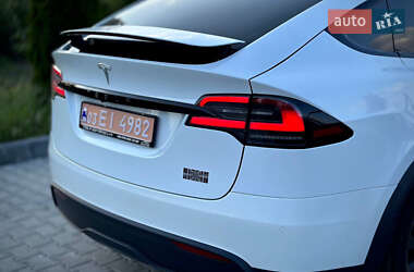 Внедорожник / Кроссовер Tesla Model X 2022 в 