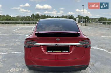 Внедорожник / Кроссовер Tesla Model X 2017 в 