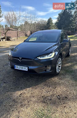 Внедорожник / Кроссовер Tesla Model X 2018 в Киеве
