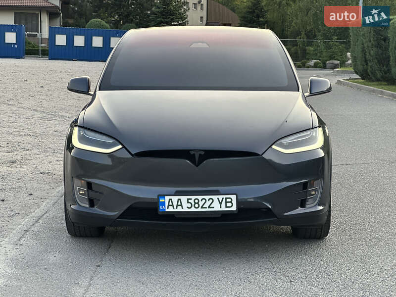 Tesla Model X 2017