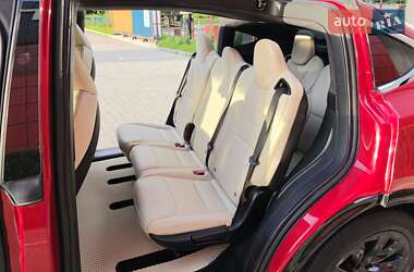 Позашляховик / Кросовер Tesla Model X 2019 в 