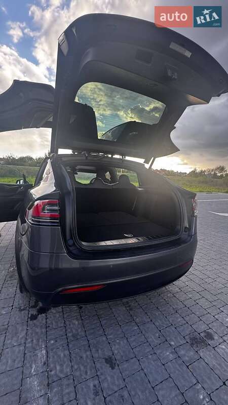 Позашляховик / Кросовер Tesla Model X 2020 в Львові