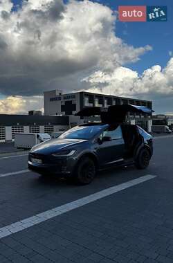 Внедорожник / Кроссовер Tesla Model X 2020 в 
