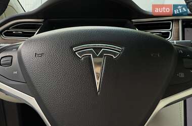 Внедорожник / Кроссовер Tesla Model X 2017 в 