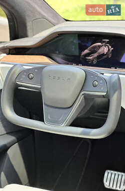 Позашляховик / Кросовер Tesla Model X 2022 в 