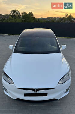 Внедорожник / Кроссовер Tesla Model X 2020 в 