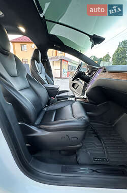 Внедорожник / Кроссовер Tesla Model X 2020 в 