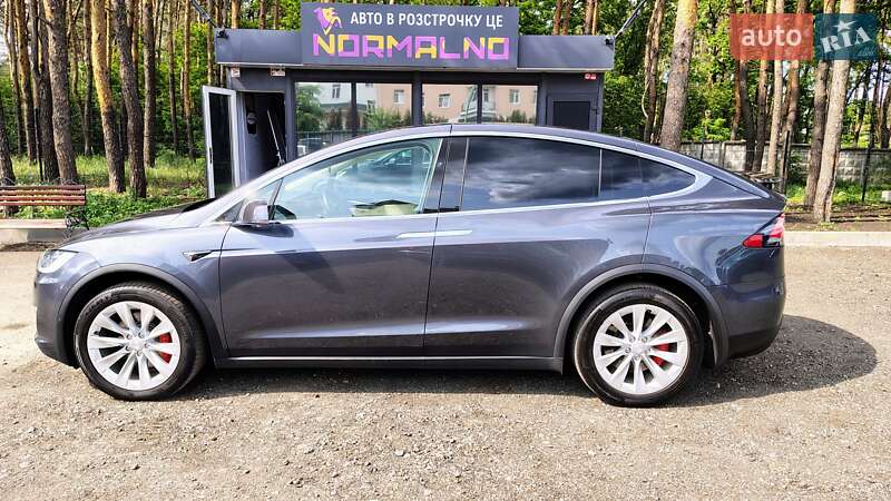 Позашляховик / Кросовер Tesla Model X 2018 в Києві
