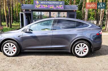 Позашляховик / Кросовер Tesla Model X 2018 в 